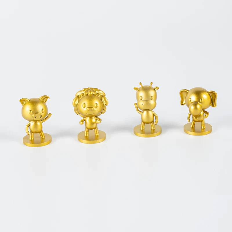 Petite poupée de collection en plastique